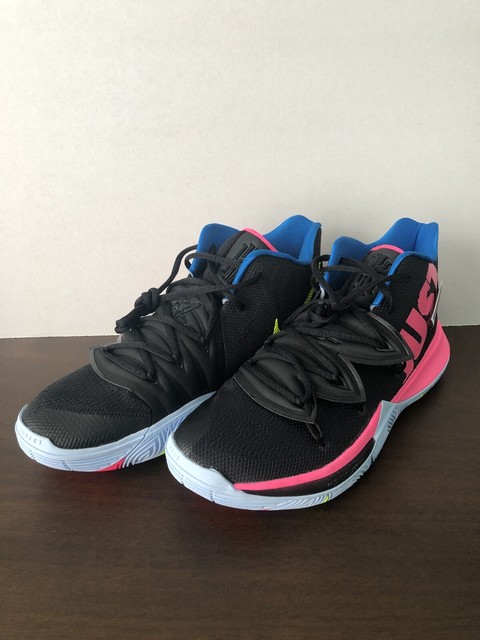 kyrie 5 tennis shoes