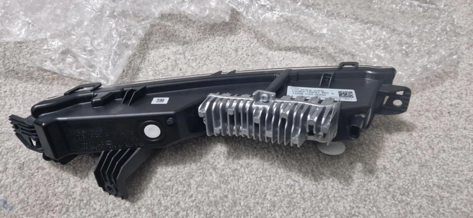 Jaguar Land Rover SET OF (LH)+(RH) - T4A28764 + T4A28763 - Image 2 of 4