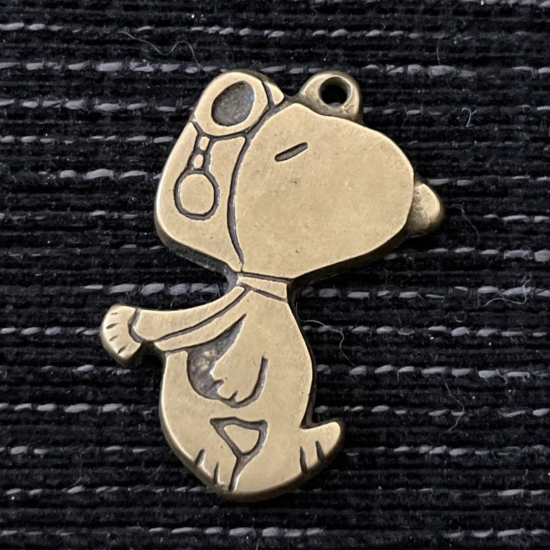 SNOOPY FLYING ACE 1965 PURE BRASS KEYCHAIN CHARM by AVIVA - Great Condition