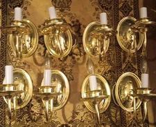 PAIR WILLIAMSBURG LIVEX CANDLE SCONCE BRASS WALL LIGHT 8.5"long x4"widex 8"deep