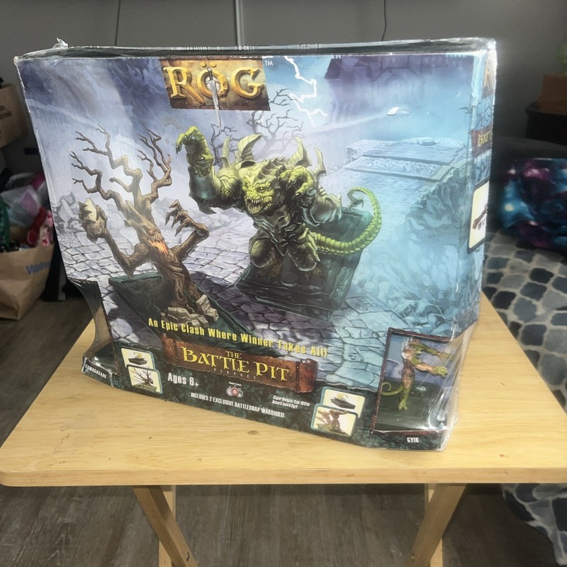 ROG the Battle Ship Play Set 