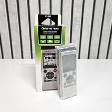 OM SYSTEM WS-882 Digital Voice Recorder (Silber & Schwarz) - Neu / Originalverpackt