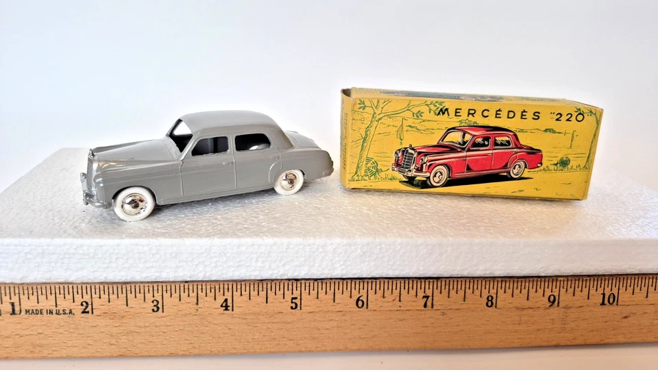 CIJ HECHO EN FRANCIA 1957 MERCEDES BENZ 220, 3/12 Foto 4 de 4