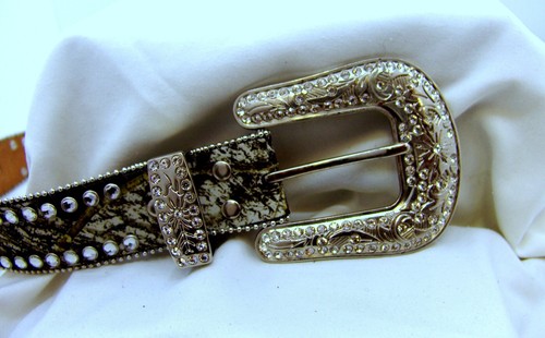 Beautiful Western Style Youth Girls belt! Fancy Design! Brand New, Never Worn! - Picture 4 of 6