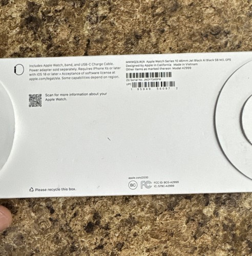 Apple Watch Series 10 46mm Jet Black, Cellular, Unlocked - Photo 2 sur 6