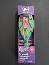 Wet Bratz Jade Detangler Brush/ Hair Elastics. New