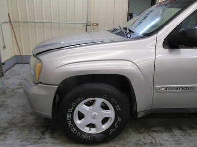 Chevrolet Trailblazer 2002 Left Fender 12477993 Used 2147