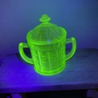 Vtg Depression Glass Hazel Atlas Colonial Block Uranium 5.5” Jar with Lid Glows