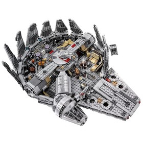SEALED AND BRAND NEW - Lego Star Wars Set 75105 - Millenium Falcon