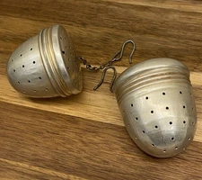 Set Of 2 Vintage Aluminum Ridged Acorn Tea Balls- Strainer Infusers w/Chain