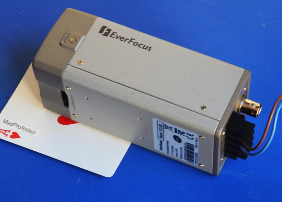 EverFocus 1/3" Color Digital High Res CCD Video Security Camera EQ350 NTSC/PAL - Image 2 of 4