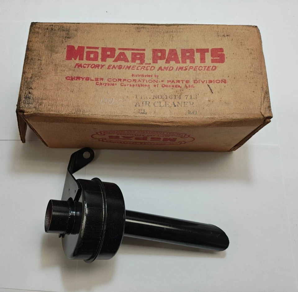 1955 - 1956 道奇普利茅斯萨沃伊曲轴箱出口管道空气净化器 V8 1614713 NOS。 — 第 3/4 张图片