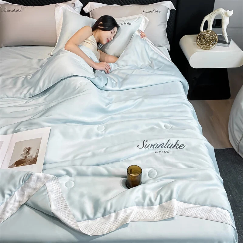 Quilted Summer Quilt Soft Skin Friendly Embroidered Blanket Washed Silk Quilt - Image 3 of 4