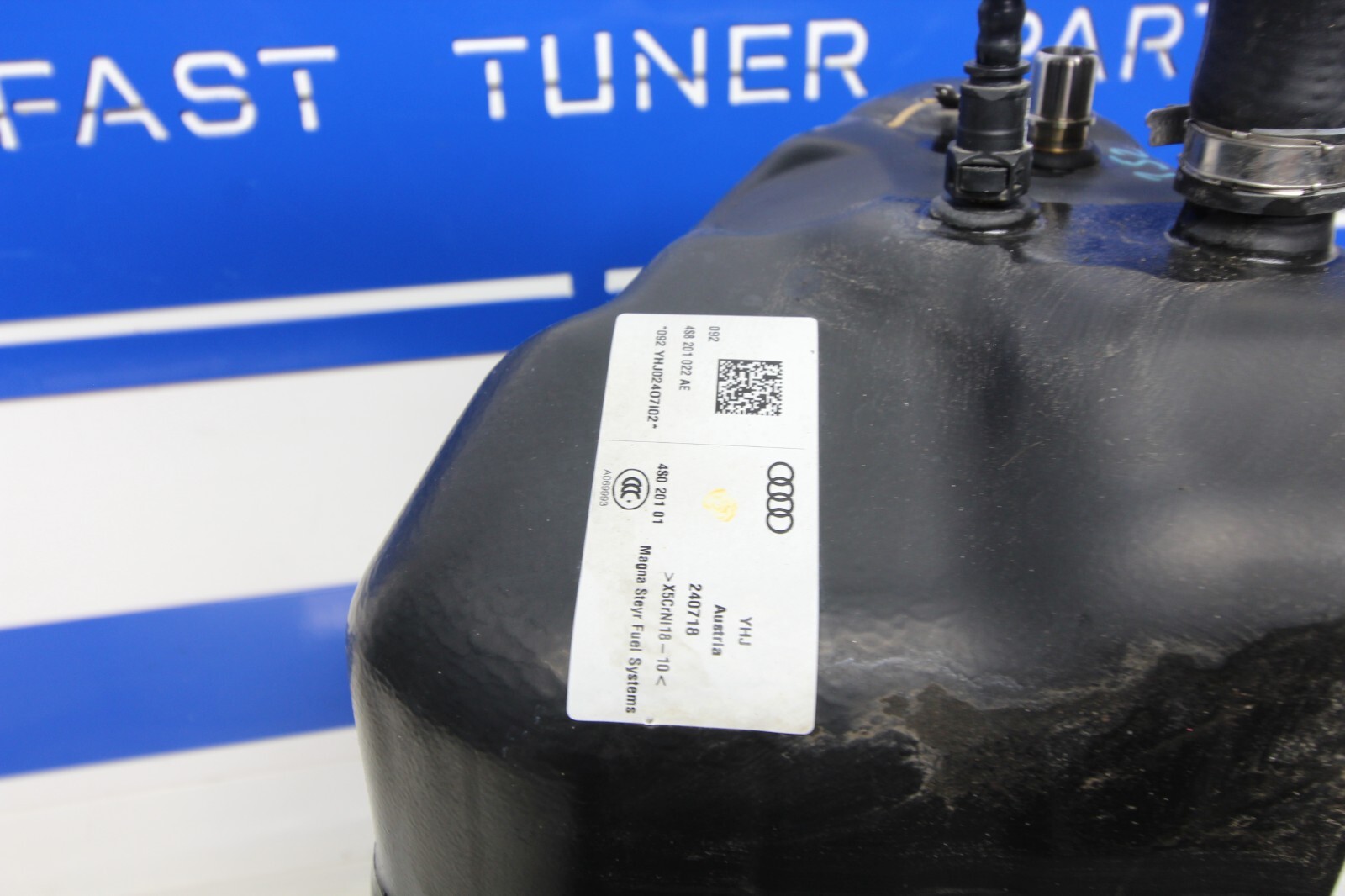 17-21 AUDI R8 V10 PLUS RWS OEM DRIVER LEFT  FUEL TANK 4S8201022