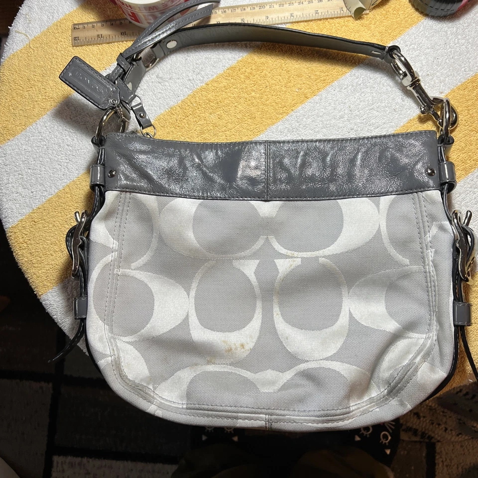 Bolso de Hombro Coach Signature Hobo Cartera Cuero Gris Borde Hebilla Foto 2 de 4