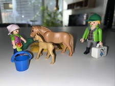 Playmobil - Ponymama mit Fohlen und Pferdearzt 6949