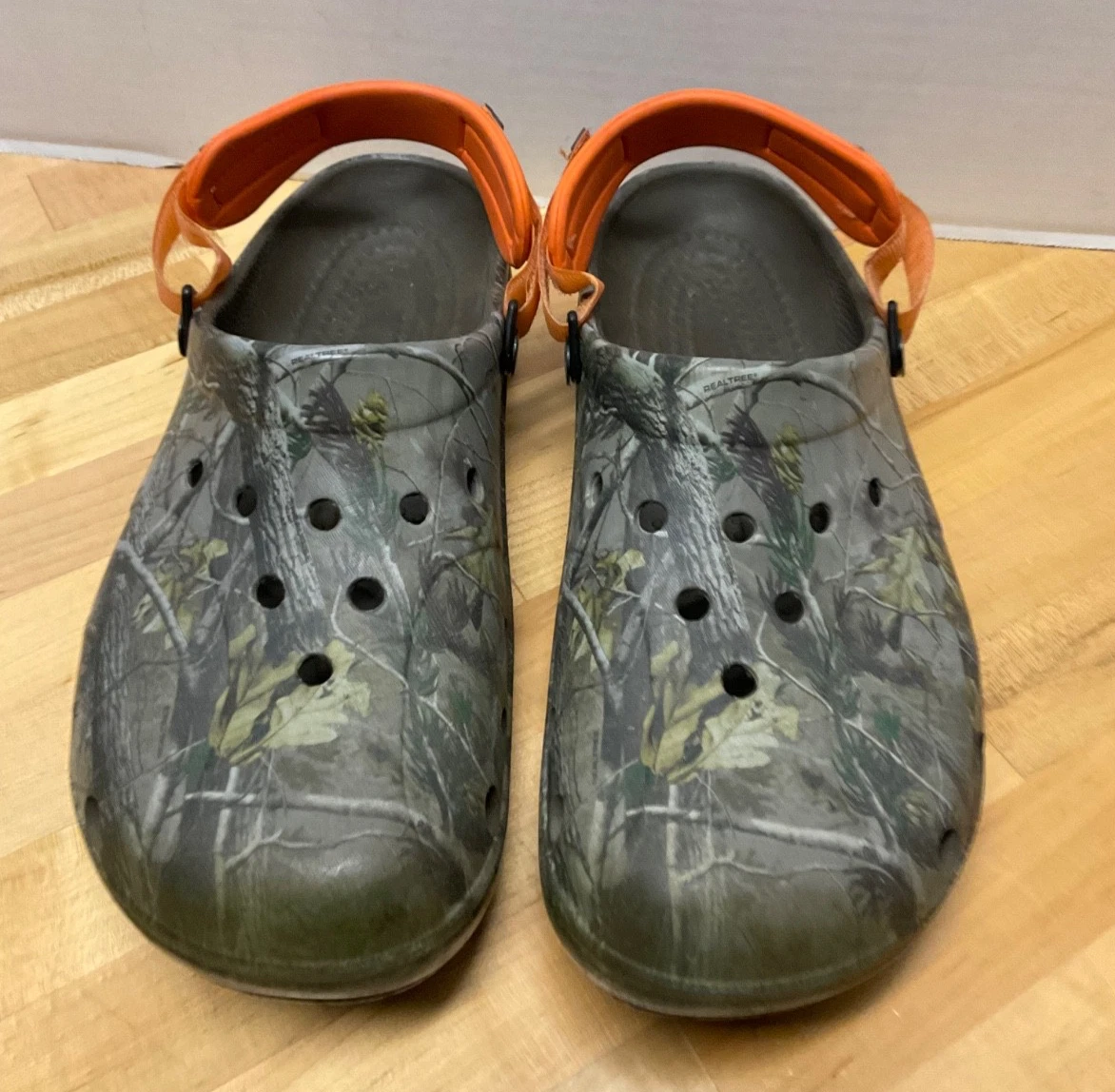 Crocs Camouflage M Casual Shoes for Men | eBay display picture 1