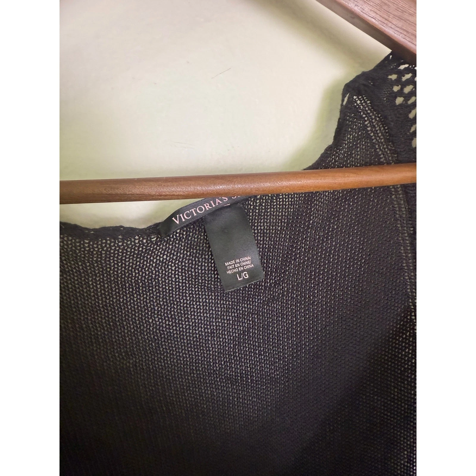 UNDERCOVER Abito Victoria’s Secret nero in maglia all’uncinetto aderente e svasato grande boho festival