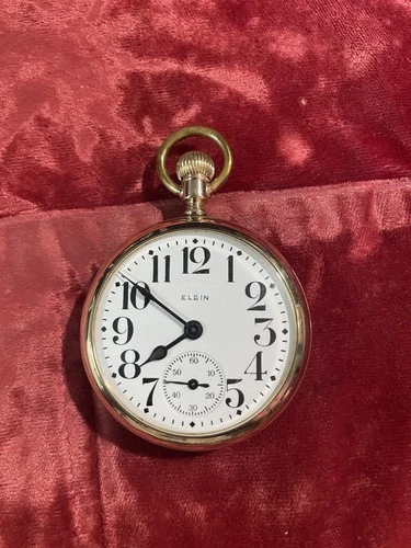 1942 ELGIN WATCH CO.~17 JEWELS SIZE 16S MEN'S ANTIQUE GOLD FILLED POCKET WATCH