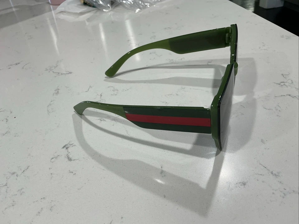 Gafas de sol BUMBLE BEE verde moda rojo verde rayas laterales Foto 3 de 4