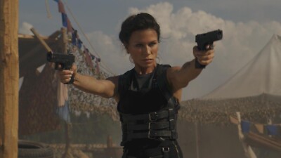 BEAUTIFUL RHONA MITRA 8X10 PHOTO
