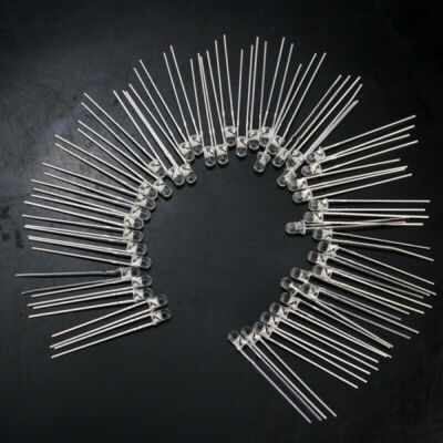 Premium Photo | Led Elements In The Lamp. Lamps With Diodes. Many - Foto 10