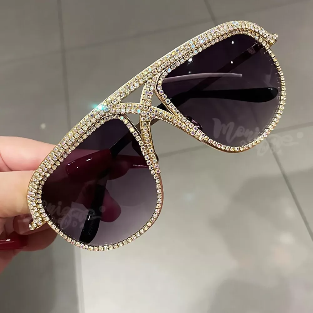 Designer Sunglasses for Women - Luxury Sunglasses - LOUIS VUITTON