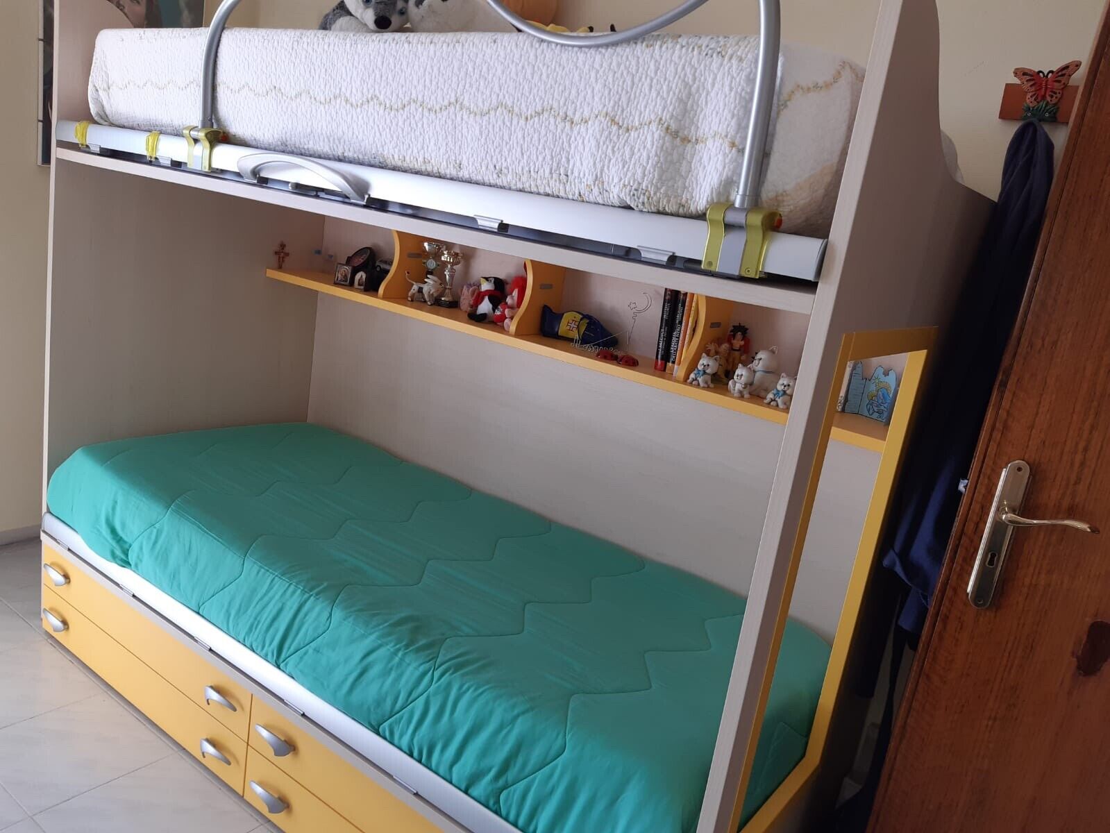 Foto 4 di 5