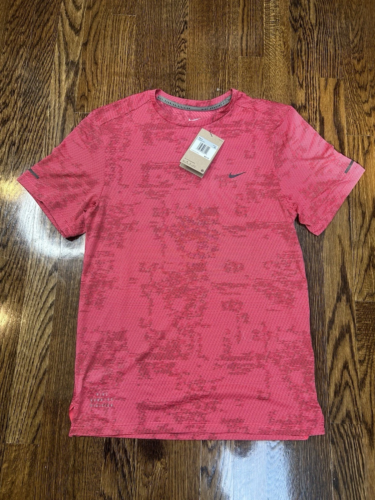$85 Nike Dri-FIT ADV Run Division Running Shirt Top Red FZ0583-629 Men’s XS
