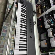 Native Instruments KOMPLETE KONTROL A49 Excellent Condition Fully Functional