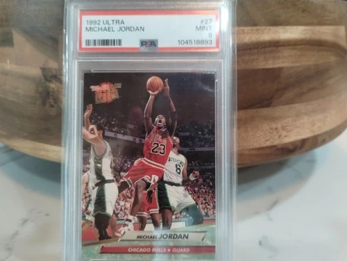 1992 FLEER ULTRA #27 MICHAEL JORDAN PSA 9