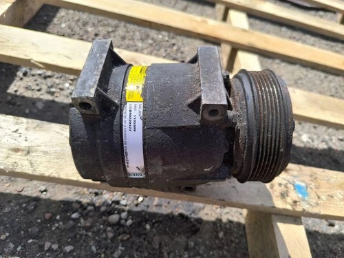 RENAULT TRAFIC II Minibus / passenger JL Kondensatpumpe Klimaanalge 34782164