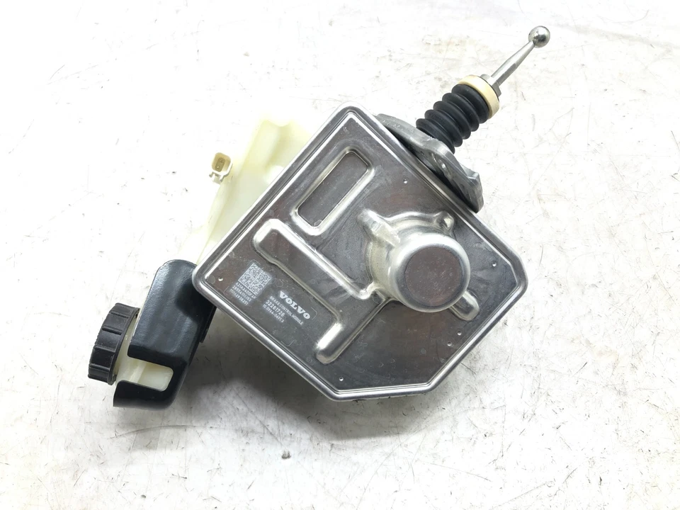 2019-2024 VOLVO S60 POWER BRAKE BOOSTER MASTER CYLINDER ASSEMBLY OEM - Image 2 of 4