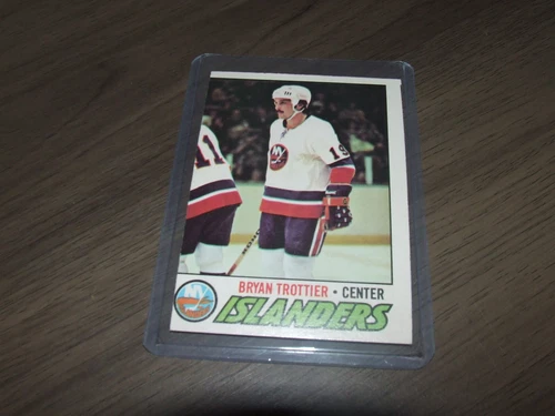 1977-78 O-Pee-Chee # 105 bryan trottier