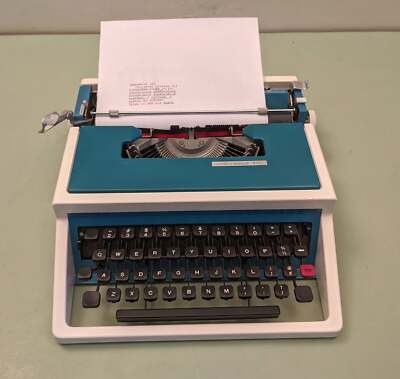 Olivetti 315 タイプライター ビンテージ olivetti valentine 中古タイプライター｜タイプライター専門店
