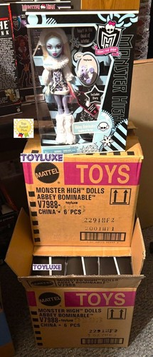 Monster High Abbey Bominable ORIGINAL Primera Muñeca Mattel 2011 Nueva En Caja CHINA :) - Imagen 7 de 10