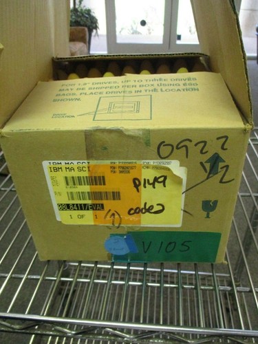 IBM UltraStar 36XP, 36,4 GB MODELLO 08L8411 DIRVE INUTILIZZATO - Foto 1 di 3