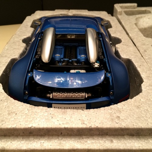 AUTOART 1/18 Bugatti Veyron Centenaire Blue/Bleu 2009 Very RARE - Picture 8 of 8