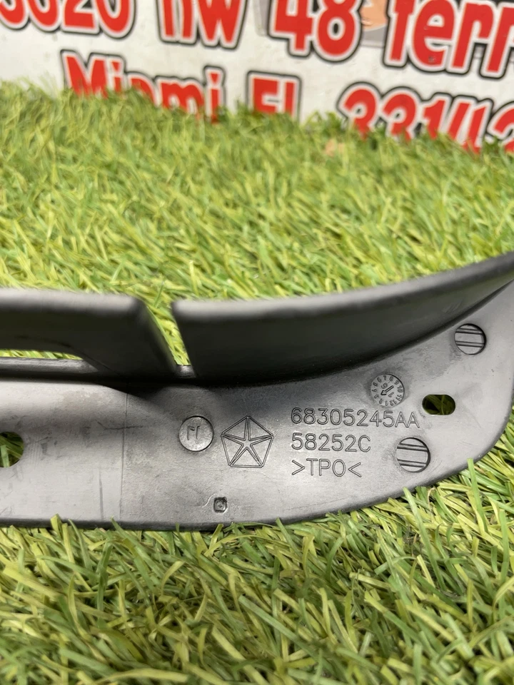 ✅ 2024 CHRYSLER PACIFICA MUD FLAP LH PN:68305245AA OEM - Image 3 of 4