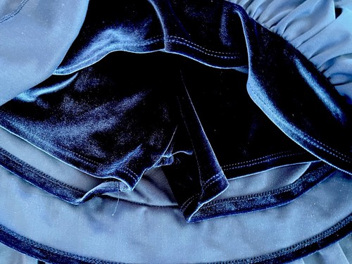 Chaser Girls Sz 5 Navy Layered Velvet Skort EUC - Picture 4 of 4