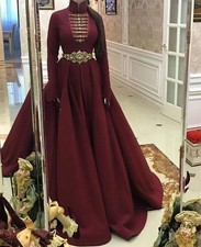 Burgundy Muslim Long Sleeve Wedding Dresses High Neck Puffy Skirt Arabic