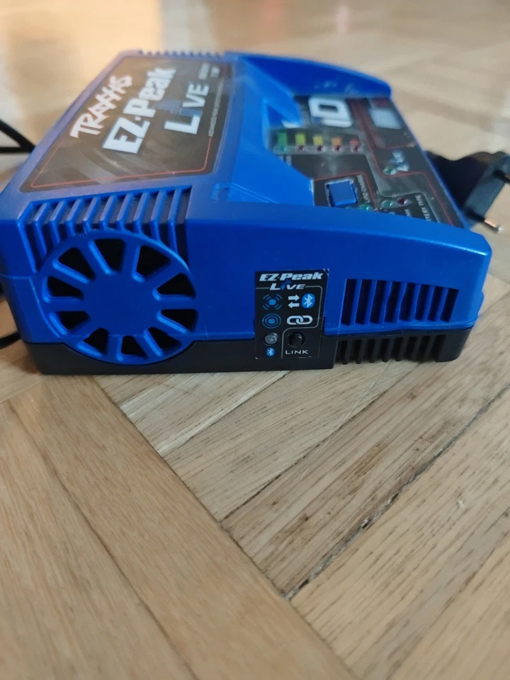 Traxxas EZ-Peak Live 2971GX 12A 100W LiPo/NiMH Ladegerät iD Bluetooth - Bild 4 von 4