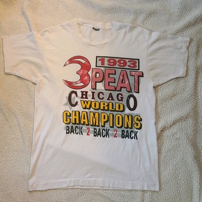 Vintage 1993 Screen Stars Chicago Bulls NBA World Champion 3 Peat Shirt Sz L