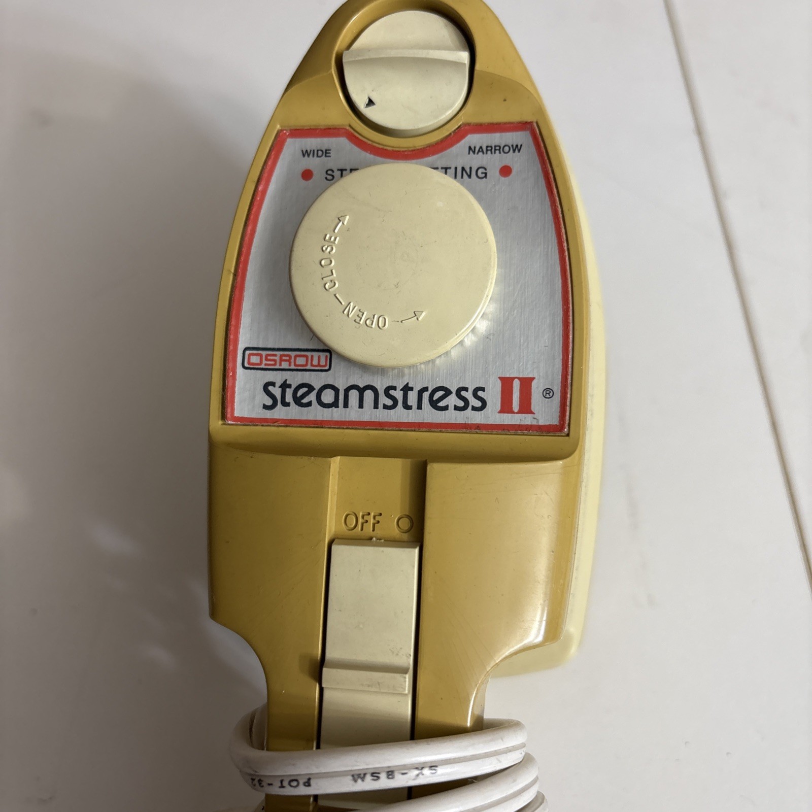 Vintage OSROW SEAMSTRESS II Lt. WEIGHT Steam Generator Iron 