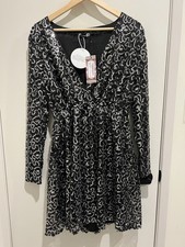 NWT Boohoo Black Silver Elastic Sequin Wrap Formal Cocktail Party Dress. Size 16