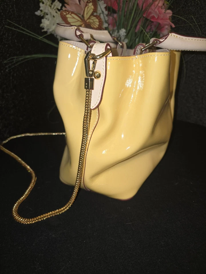 Bolso de mano Dooney Bourke Brenna charol pastel Vachetta con billetera Foto 4 de 4