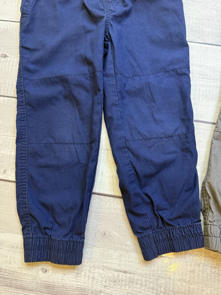 Calças jogger masculinas infantis Carters tamanho 3T lote de 2 cinza/marinho - Imagem 4 de 4