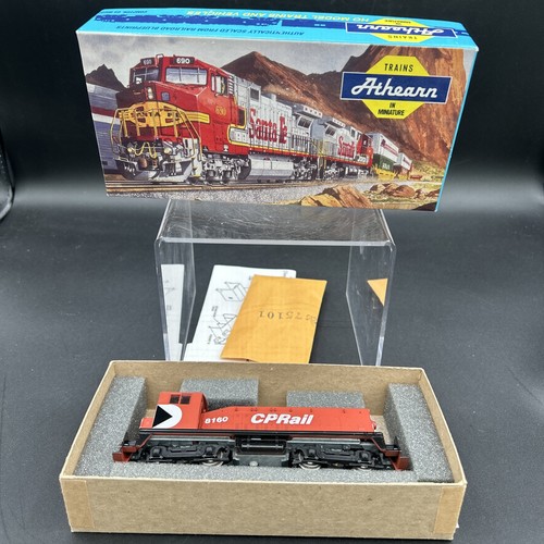 Athearn Canadian Pacific 4011 SW7 COW PWR Locomotive #8160 | Condition: Used