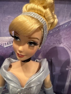 Saks Fifth Avenue Disney Limited Edition Cinderella Doll 1 of 2500