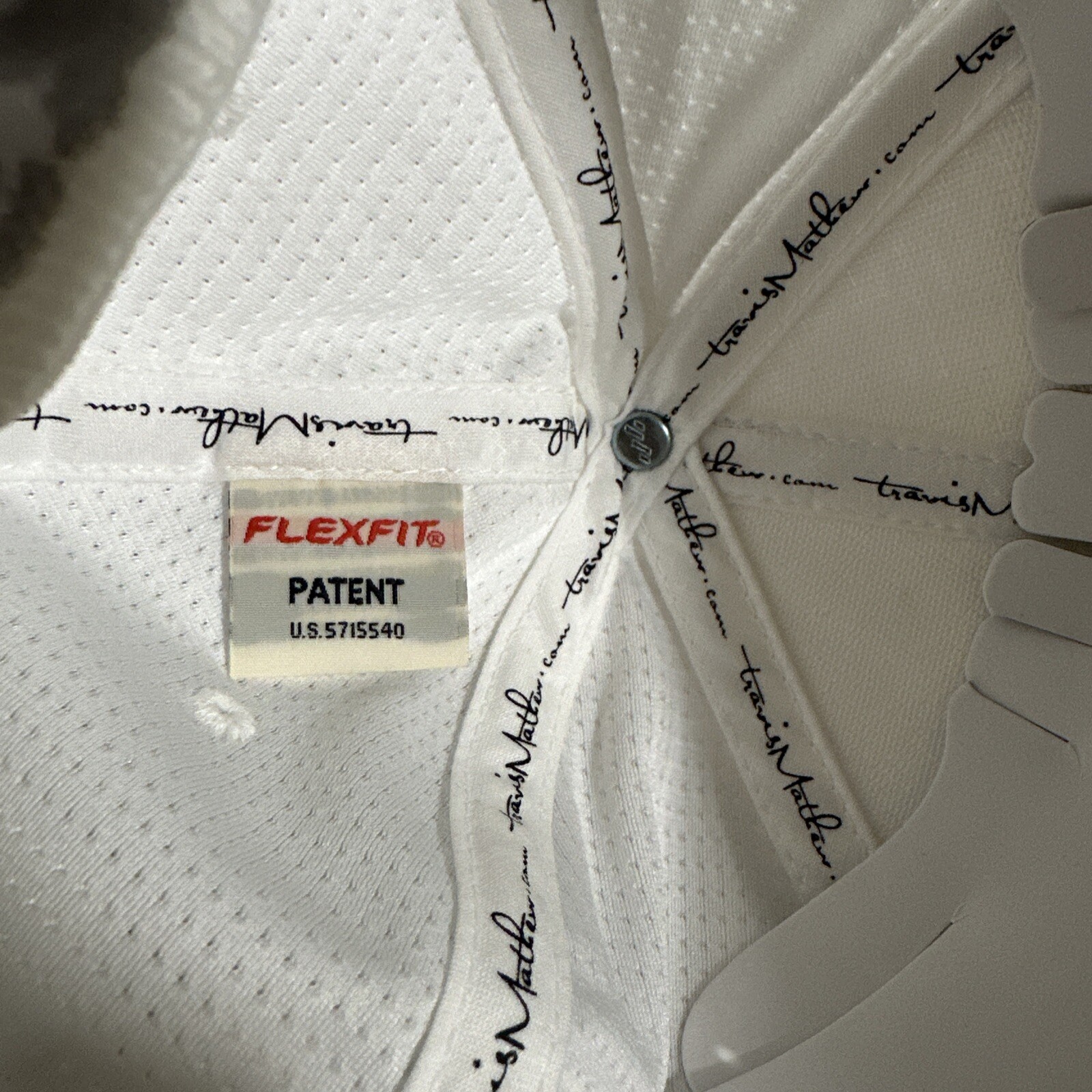 Travis Mathew Hat Cap Adult L/XL White Floral Logo Flexfit Stretch Golf Casual